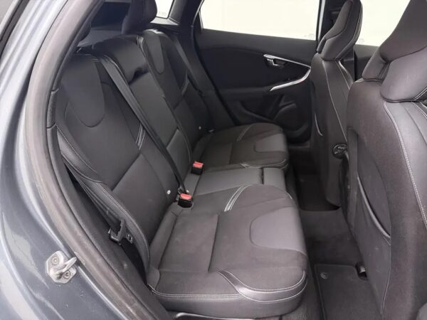 Volvo V40 1.6 T2 Momentum