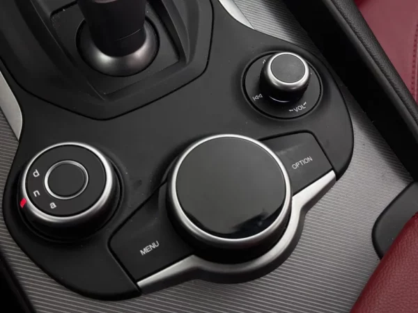 Photo 19 of 25 of ZAREAECN0H7562822 Alfa Romeo Giulia 2.0T Super 1e Eig!! NAP