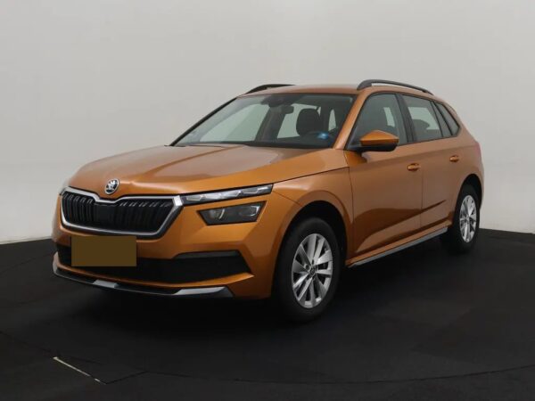 Photo 2 of 22 of TMBGR7NWXP3133285 Skoda Kamiq 1.0 TSI Business Edition