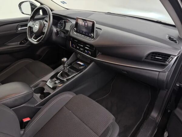 Photo 20 of 23 of SJNTAAJ12U1032327 Nissan QASHQAI 1.3 MHEV Acenta LED