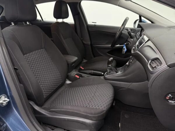 Opel Astra 1.0 Online Edition LED