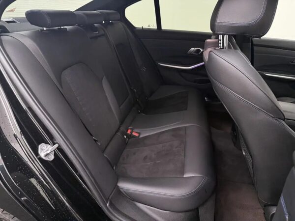 BMW 3-serie 320d AUT. xDrive High Ex. M-Sport