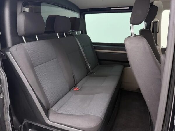 Volkswagen Transporter 2.0 TDI L2H1 DC Highline Airco