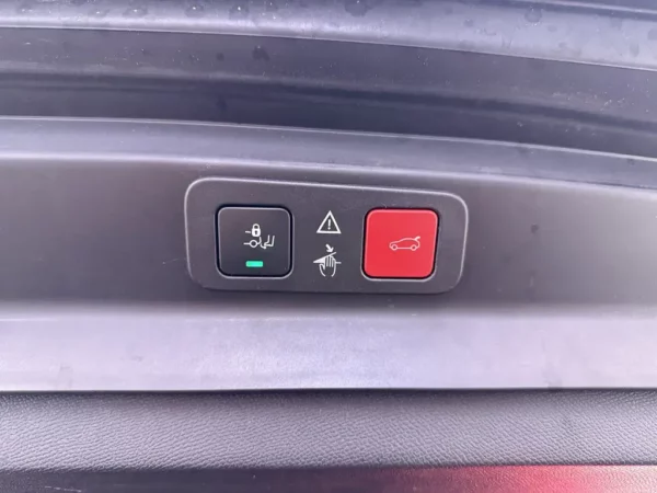 Photo 20 of 26 of VF3MRHNSRJL073812 Peugeot 5008 1.2 PureTech AUT. Allure 7p.