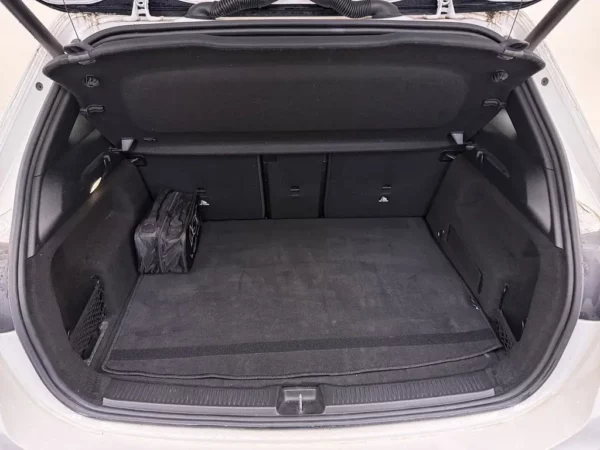 Mercedes-Benz B-Klasse 180 Aut. Launch Edition Premium Plus AMG