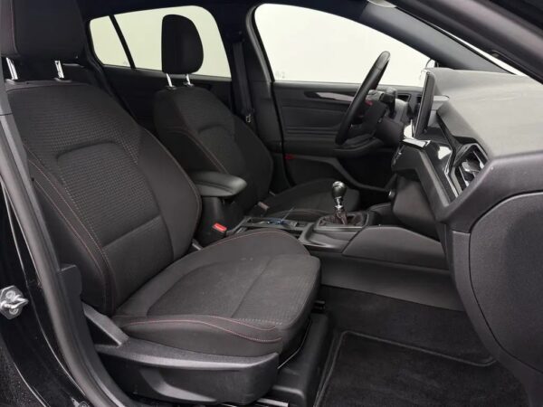 Ford FOCUS Wagon 1.0 EcoBoost Hybrid ST Line