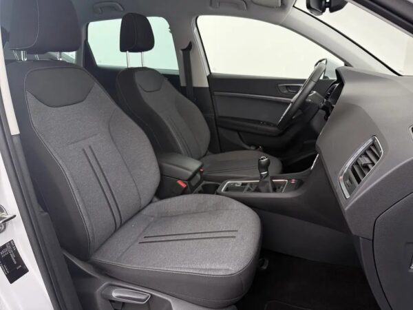 Photo 21 of 23 of VSSZZZ5F4R6566556 SEAT Ateca 1.5 TSI Style Business Intense