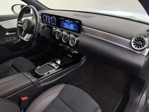 Mercedes-Benz A-Klasse 250e AMG-Line