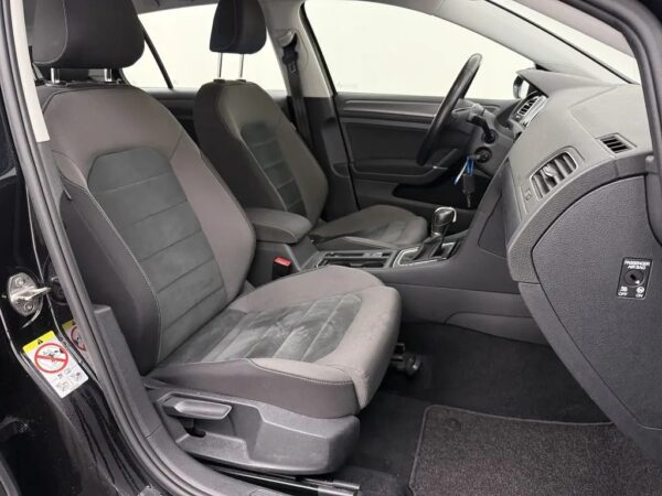 Volkswagen Golf 1.0 TSI DSG Comfortline Business
