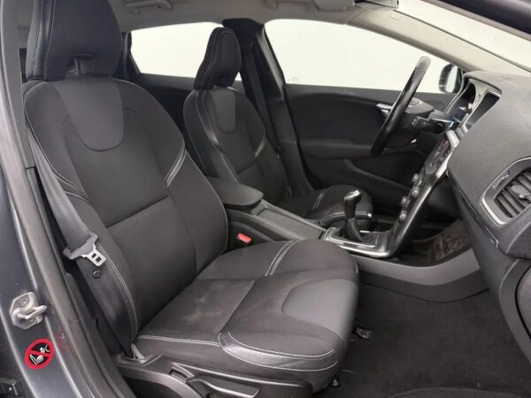 Volvo V40 1.6 T2 Momentum