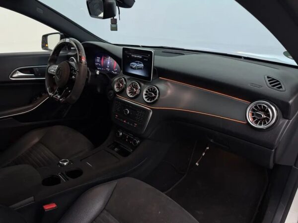 Mercedes-Benz CLA-Klasse Shooting Brake 180 AUT. OrangeArt Edition