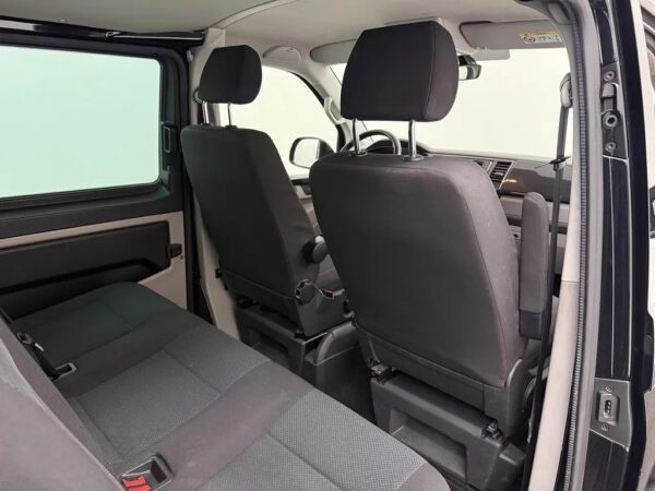 Volkswagen Transporter 2.0 TDI L2H1 DC Highline Airco