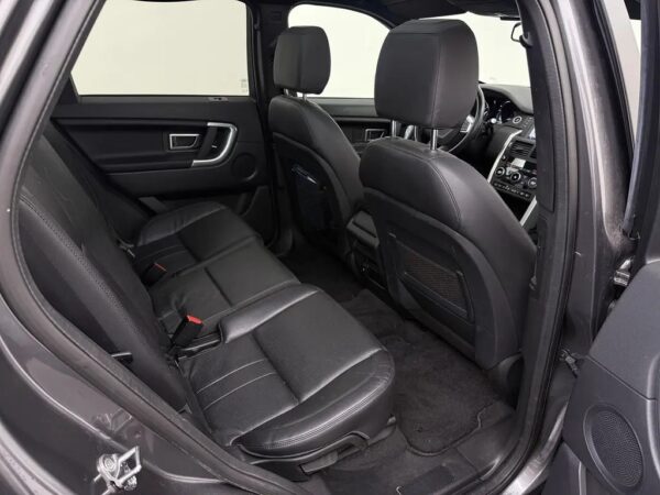Photo 21 of 25 of SALCA2BN6KH803021 Land Rover Discovery Sport 2.0 TD4 Aut. SE LED