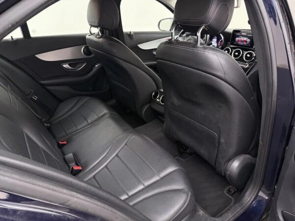 Mercedes-Benz C-Klasse 180 AUT. Premium