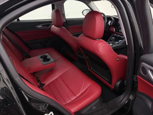 Photo 21 of 25 of ZAREAECN0H7562822 Alfa Romeo Giulia 2.0T Super 1e Eig!! NAP