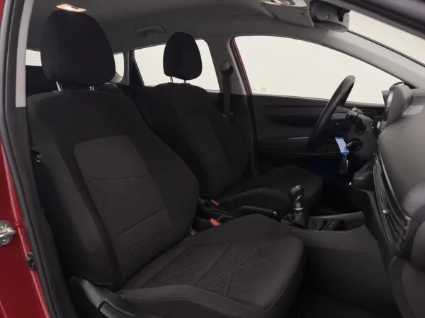 Photo 21 of 26 of NLHBN81GANZ069807 Hyundai Bayon 1.0 T-GDI Comfort