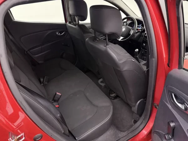 Photo 21 of 26 of VF15RXA0H52699892 Renault Clio 0.9 TCe Expression