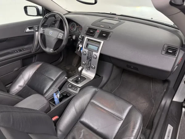Photo 21 of 27 of YV1MC38496J002911 Volvo C70 Convertible 2.4i Aut. Summum Cabrio