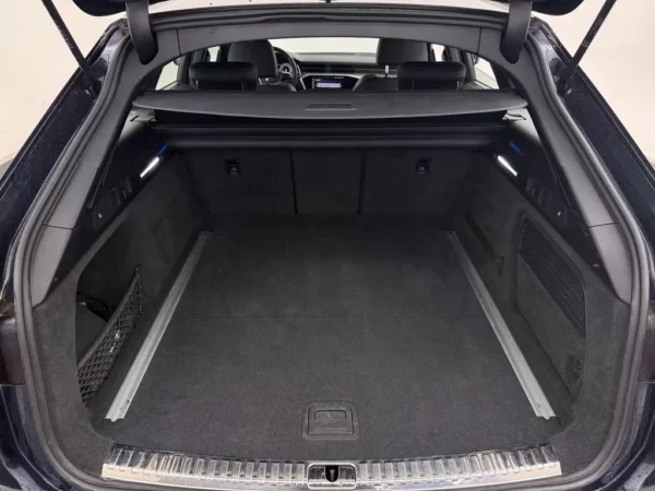 Audi A6 Avant 40 TFSI S edition LED