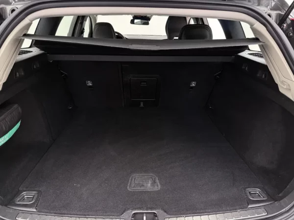 Volvo V60 2.0 B3 Momentum Business