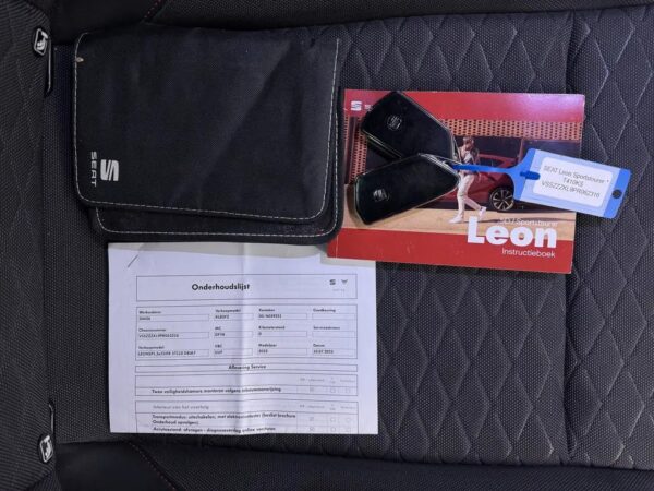 SEAT Leon Sportstourer 1.5 eTSI Aut. FR Business VC
