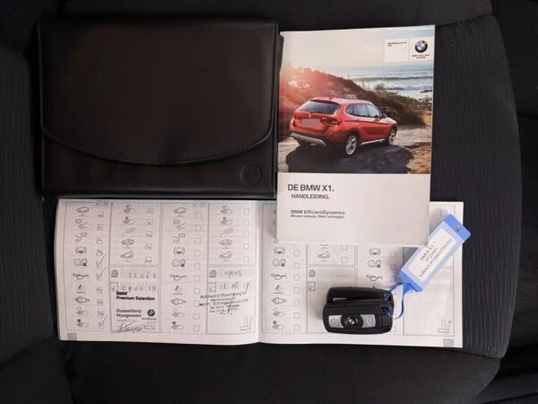 Photo 22 of 23 of WBAVL91080VT84125 BMW X1 sDrive20i Aut Limited Series