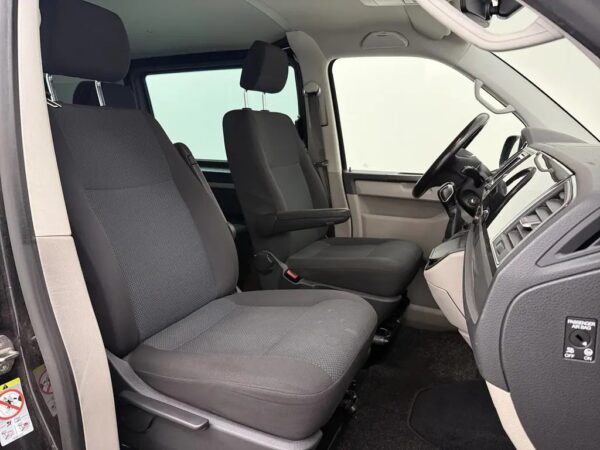Volkswagen Transporter 2.0 TDI L2H1 DC Highline Airco