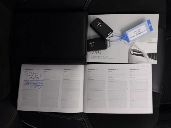Volvo V40 2.0 D3 AUT. R-Design LED