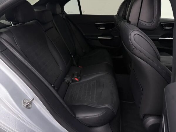 Mercedes-Benz C-Klasse 200 d AMG Line Pano