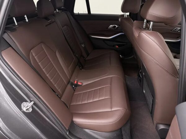 BMW 3 Serie Touring 320e Business Edition Plus M-Sport LED