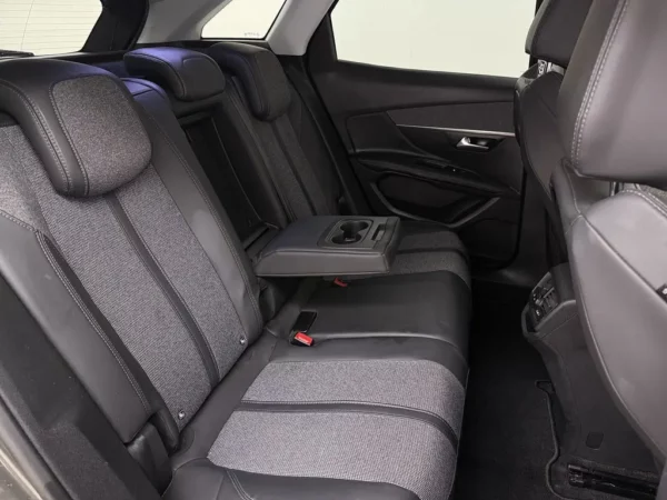 Peugeot 3008 1.2 PureTech Blue Lease Premium Navi