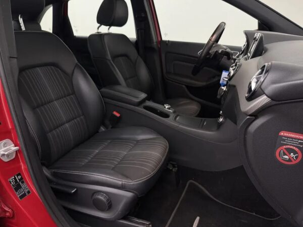 Photo 23 of 24 of WDD2462421J274756 Mercedes-Benz B-Klasse 180 Aut. Ambition
