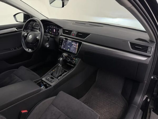 Skoda Superb Combi 1.4 TSI iV Business Edition Plus