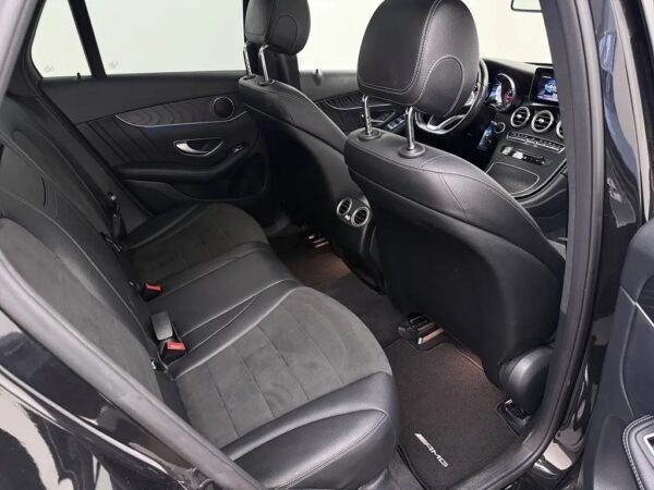 Photo 23 of 27 of WDC2539461F363216 Mercedes-Benz GLC 250 4MATIC Premium Plus