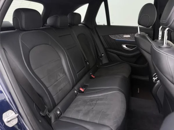 Photo 23 of 29 of WDC2539461F205582 Mercedes-Benz GLC 250 4MATIC Prestige Pano