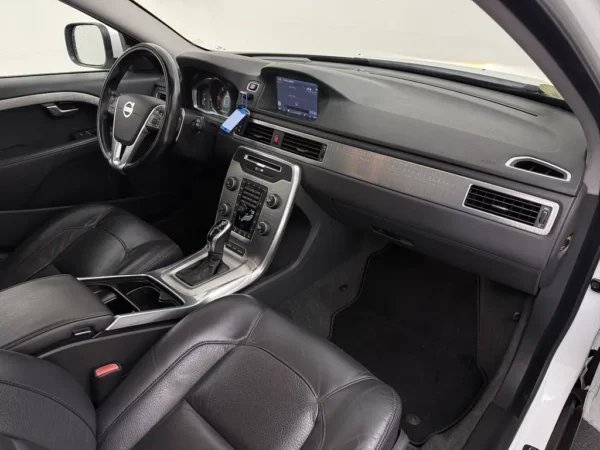 Volvo XC70 2.0 D4 AUT. FWD Nordic+ Pano