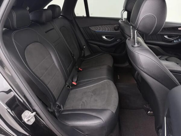 Photo 24 of 27 of WDC2539461F363216 Mercedes-Benz GLC 250 4MATIC Premium Plus
