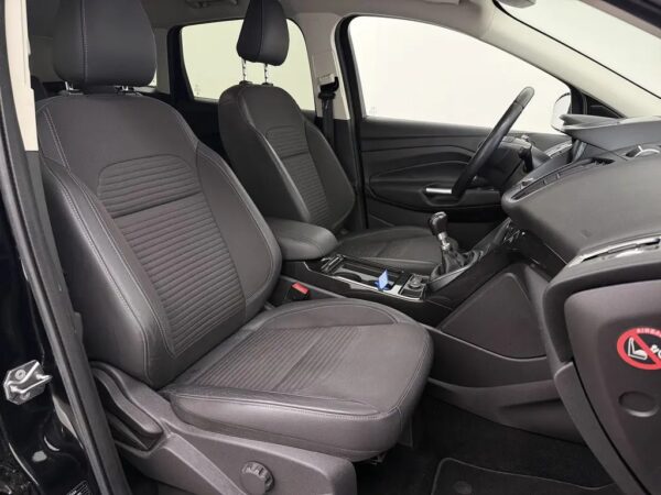 Ford Kuga 1.5 EcoBoost Titanium RIEM VV