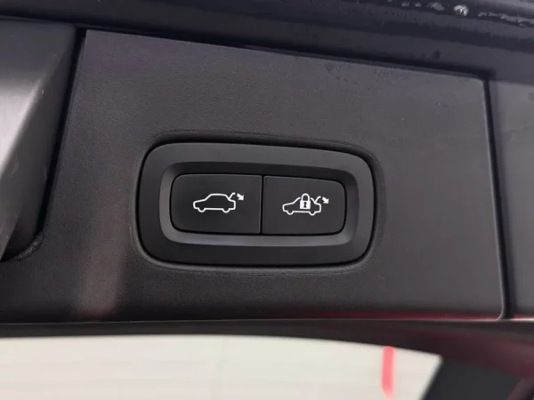 Volvo V90 2.0 T6 Plug-in Hybrid AWD Plus Bright