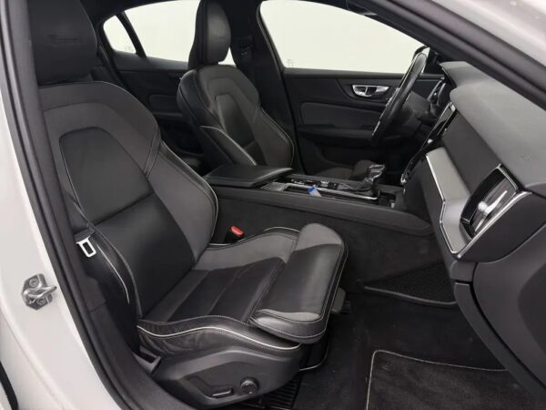 Volvo S60 2.0 T4 R-Design