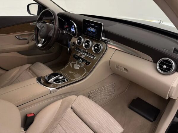 Mercedes-Benz C-Klasse Estate 180 Aut. Prestige Pano