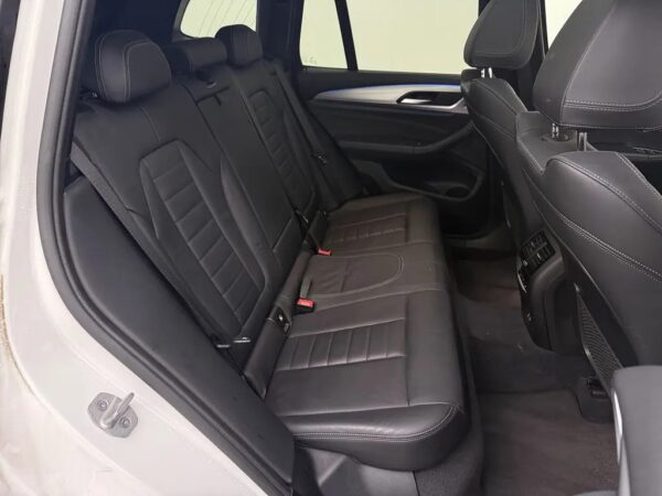 Photo 25 of 28 of WBATS110609F01000 BMW X3 xDrive30e High Ex. M-Sport