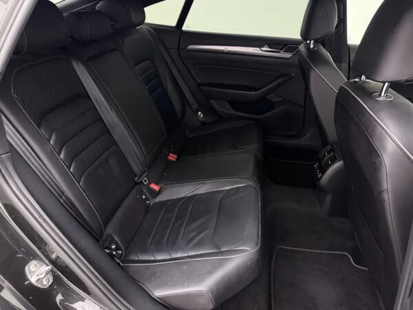 Volkswagen Arteon 2.0 TSI AUT. Business R