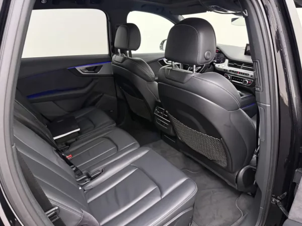 Photo 25 of 31 of WAUZZZ4M5HD026738 Audi Q7 3.0 TDI e-tron quattro Sport LED-Matrix