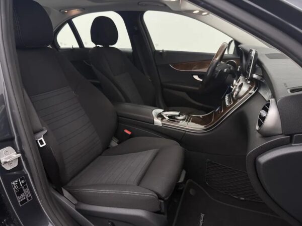 Mercedes-Benz C-Klasse 200 AUT. Ambition