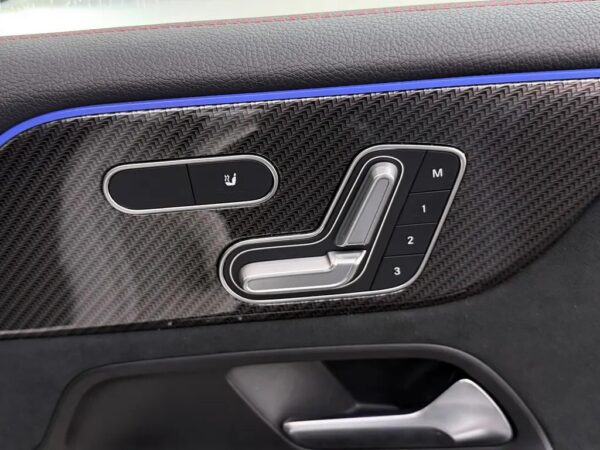 Mercedes-Benz B-Klasse 180 Aut. Launch Edition Premium Plus AMG