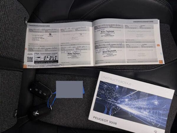 Peugeot 3008 1.2 PureTech Blue Lease Premium Navi