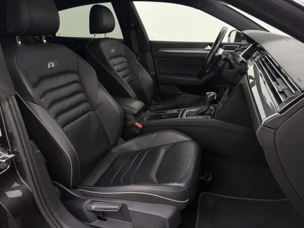 Volkswagen Arteon 2.0 TSI AUT. Business R