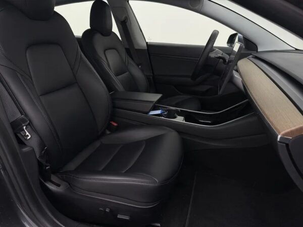 Tesla Model 3 Standard RWD Plus 60 kWh FSD