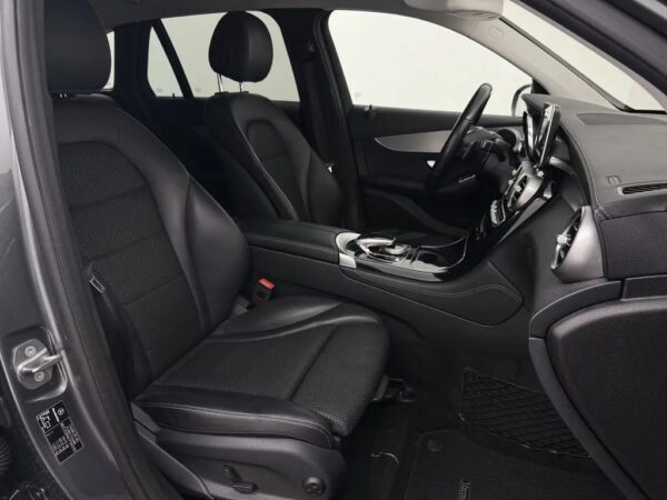 Mercedes-Benz GLC 250 4MATIC Business LED